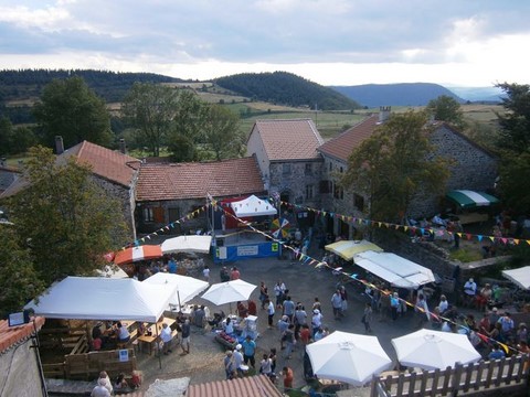 Foire au village de Loubaresse